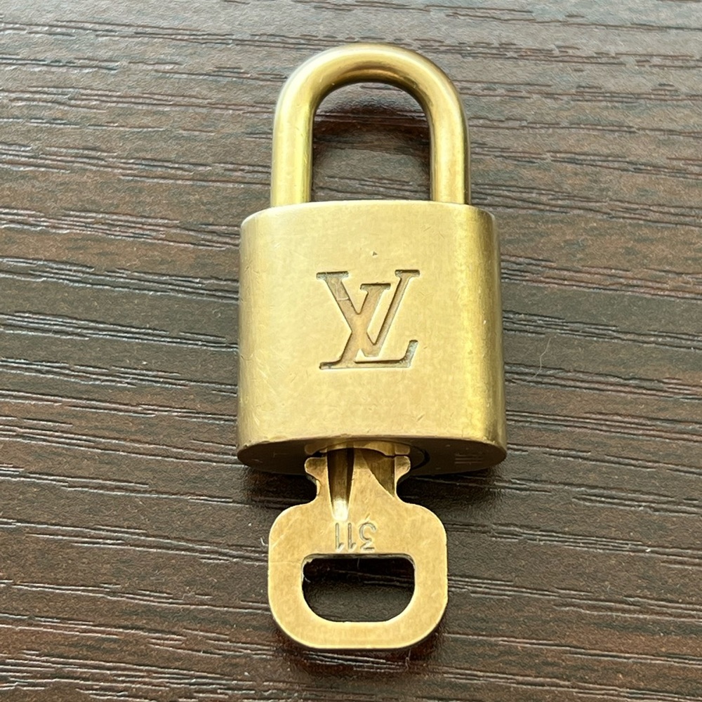 #311 Louis Vuitton Lock and Key